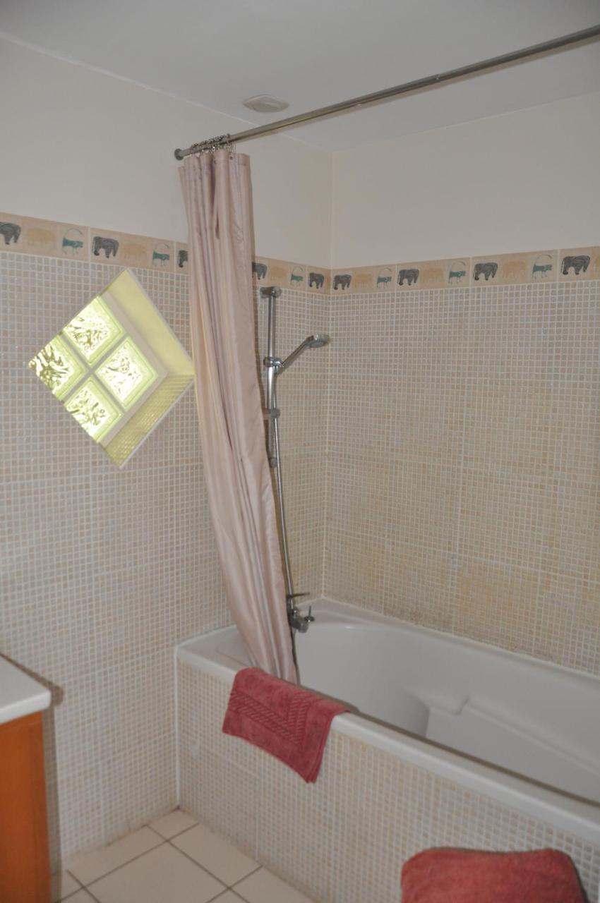 Chambre D'Hotes De L'Estuaire La Rivière-Saint-Sauveur Екстериор снимка